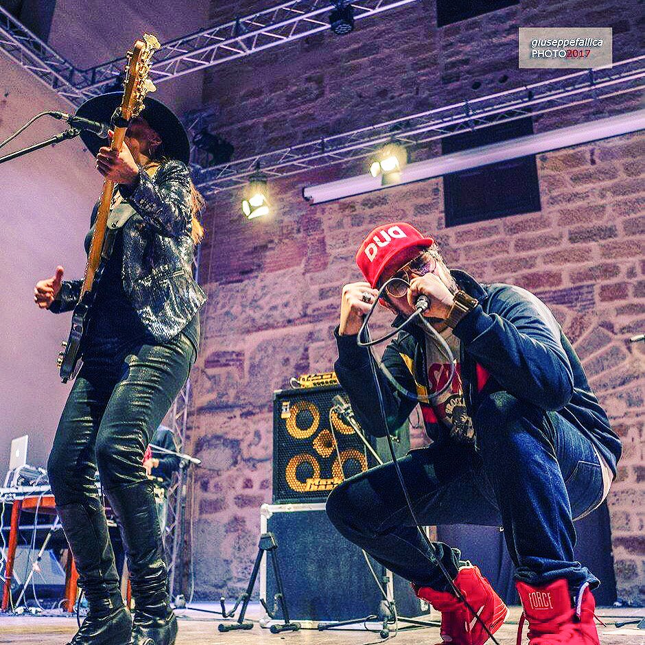 Othelloman's tweet photo. Me and @idanielsenbass #FUNK #Prince is alive. #MusicMonday https://t.co/5EPMGaLIJ3