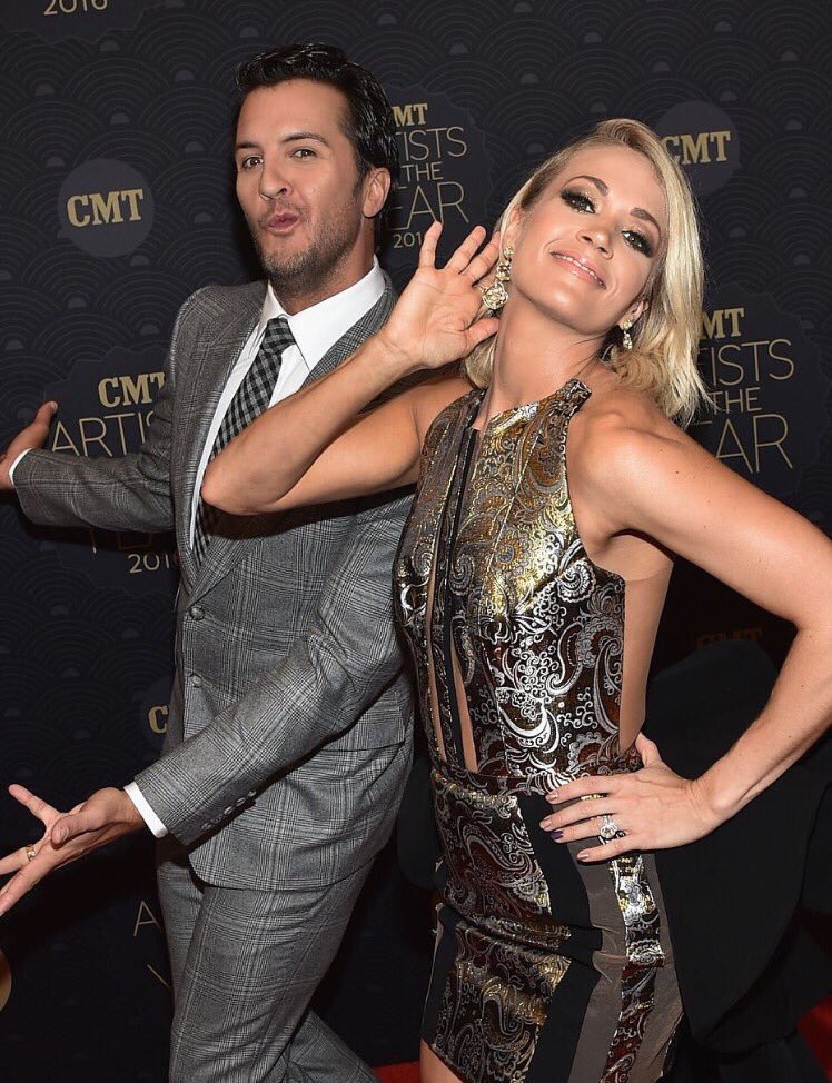 alwaysteamluke's tweet photo. Here-I present to you the two most under appreciated country artists https://t.co/UG1sBzkkeD