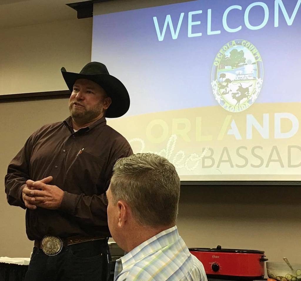 Getting an <a href="/OsceolaCountyFL/">Osceola County</a> economic education from <a href="/OscCattlemen/">Osceola Cattlemen</a>'s Chris Fluke. #rodeobassadors #obassador ift.tt/2o2H0Vr