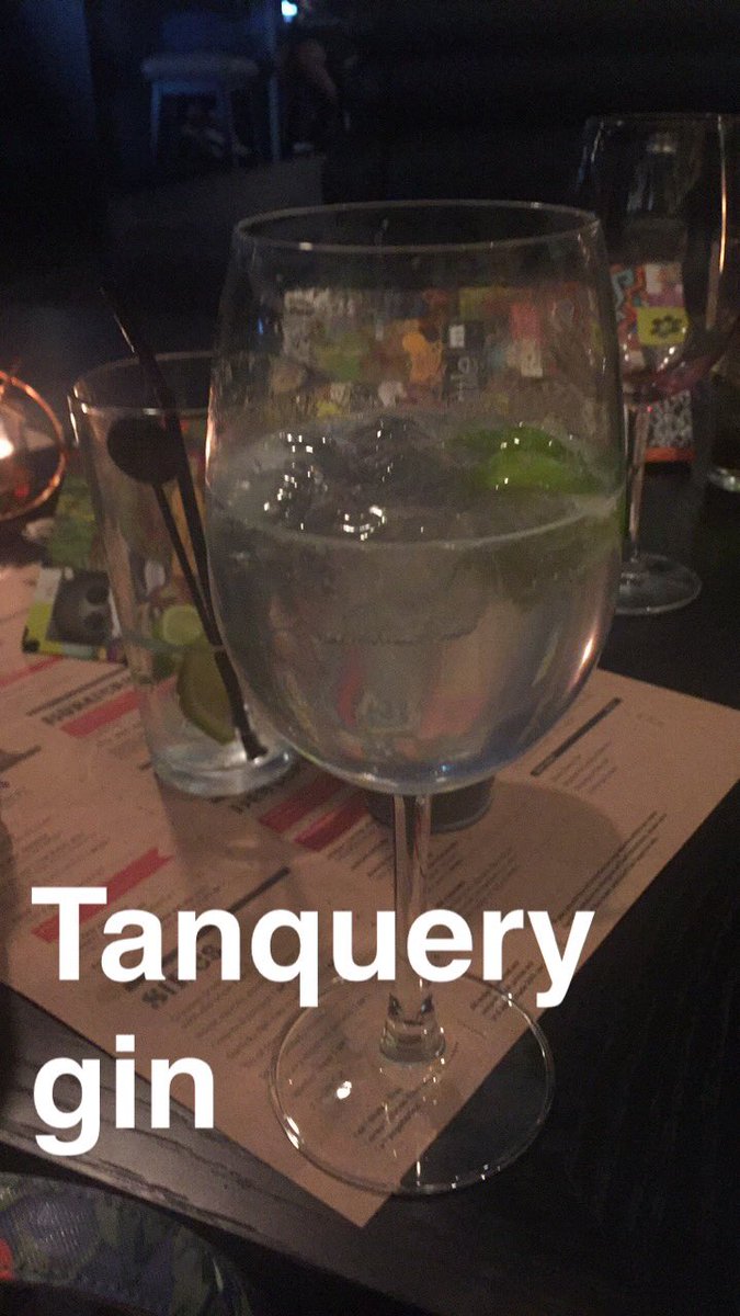 susher99's tweet image. Staying at @radissonbluMAN with work and the team and the G &amp;amp; T's are superb! Now into Manchester for dinner #worknight #speltwrong 🙈