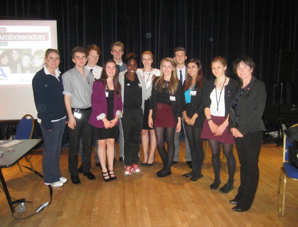 katyspiers's tweet photo. @8RyanBen going to miss our reunions! You and @YouthSportTrust have shaped and helped develop me to who I am now! Thank you. 2013-->2017 https://t.co/SYfneXqtsY