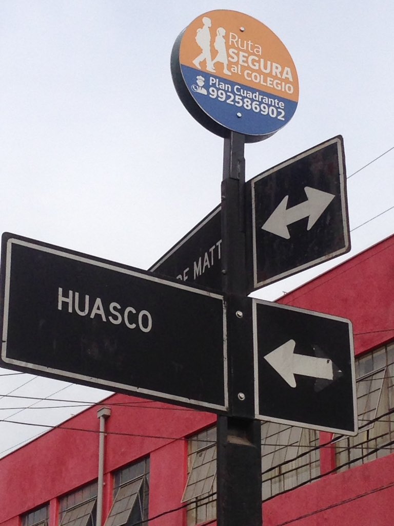 Demarcaciones de tránsito y señaléticas son algunas medidas que se están implementando en la Ruta Segura al colegio #SeguridadMásCerca