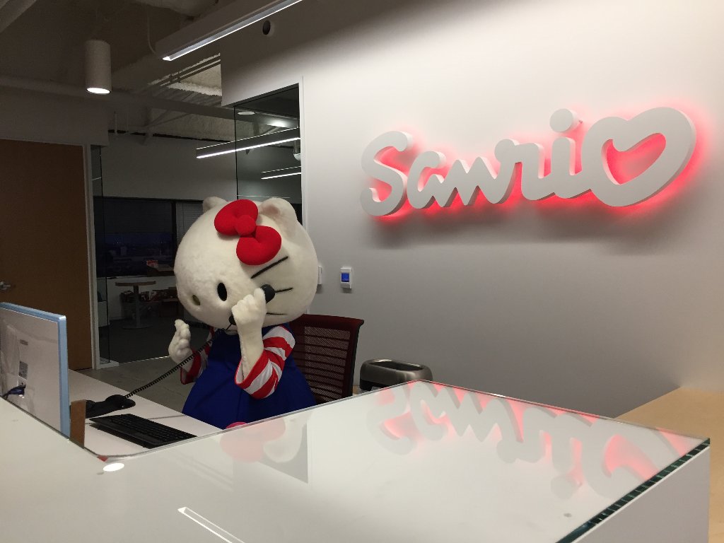 sanrio's tweet image. Today is #DontGoToWorkUnlessItsFunDay! Work days at #SanrioHQ are always fun! #HappyMonday