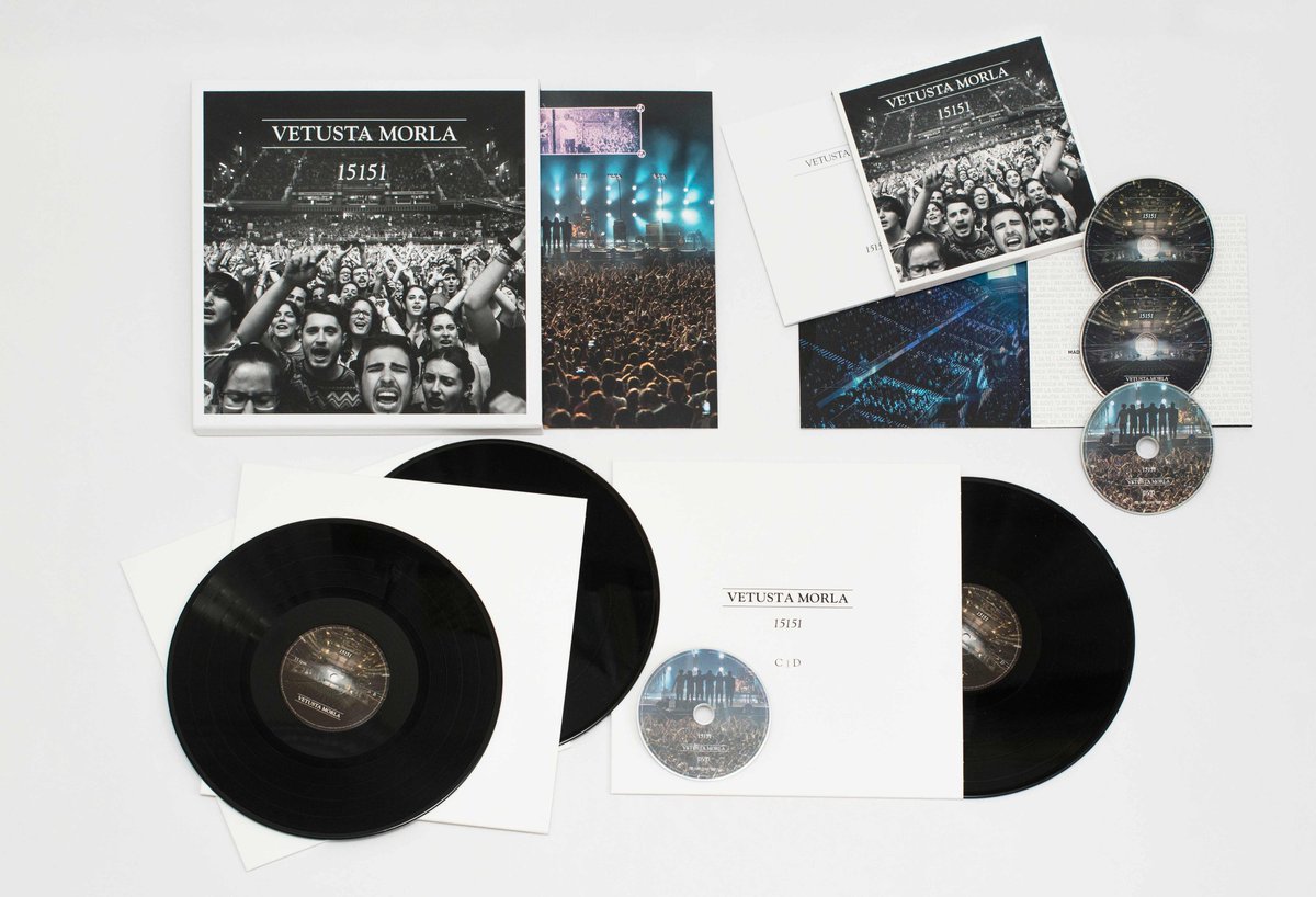 vetustamorla's tweet photo. 15151 estrena 2 trajes en España: 3LPS+DVD / 2CDs+DVD+Libro disponibles el 21Abril, pero ya puedes reservar tu copia https://t.co/iQJxfseNxT https://t.co/D7HktbeFi9