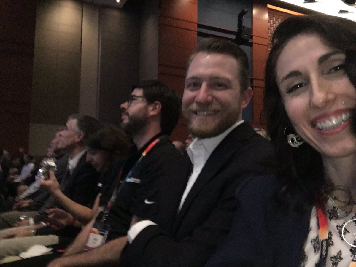 odessajess's tweet image. Hanging with some of my incredible @LenovoSoftware team at our global kickoff #WeAreLenovo #SoftwareBuzz