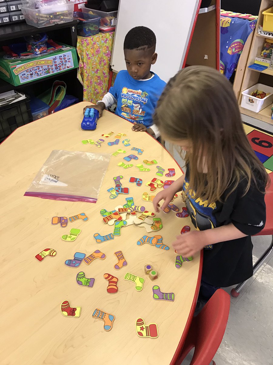 SMCPSHeadStart's tweet photo. Time for centers at MES Head Start https://t.co/qhX9nWr4RS