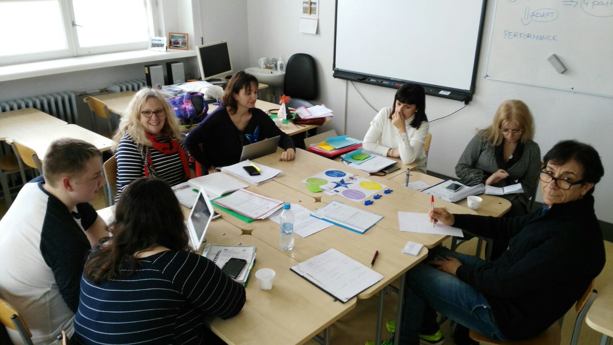 PaidosDenia's tweet image. Última reunión transnacional antes de la  clausura del proyecto #Erasmusplus #SmartMaths .#paidoseneuropa