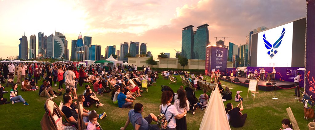 The Qatar International Food Festival crowd prepares for fireworks &amp; the US Air Force Central Command Band <a href="/qiff_/">Hzrhsnn</a> <a href="/USAFCENT/">U.S. Air Forces Central</a> <a href="/USEmbassyQatar/">toko moko</a>