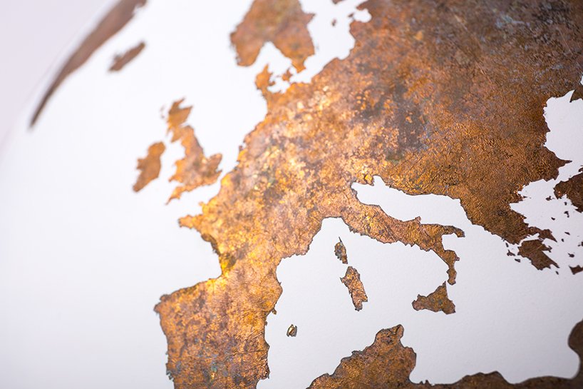 GeniusDesignInt's tweet image. Our dear planet as it should be: #borderless by amazing artist #LukeCalder Exclusive to geniusdesign.club/en/produits/de…