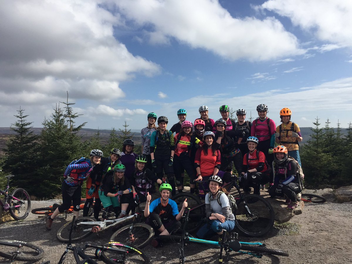 mtbamelia's tweet photo. @sheshredsco #sheshredscocrew @Start_Cycles girls' ride at Hamsterley Forest! Epic turn out! https://t.co/ZVOlnPMRLd