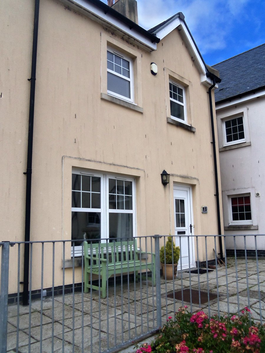 GallowayMachars's tweet image. Full availability at idlehourholidays.co.uk/prices_9.html incl.#offers when coming to local events #holsdirect #Scotalnd #dogselcome