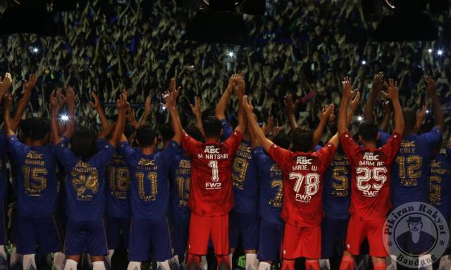 B.V Store tweet media