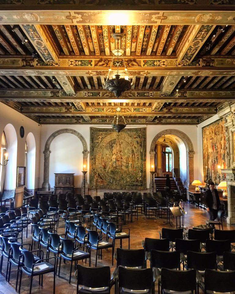 Azabagic1031's tweet photo. Stunning venue tonite # Rivera #Falla #Tadić #Thomas #Boccherini  #denisazabagic #eugeniamoliner #fandango #desireeruhstrat #davidcunnlife https://t.co/8leJfu7KBt