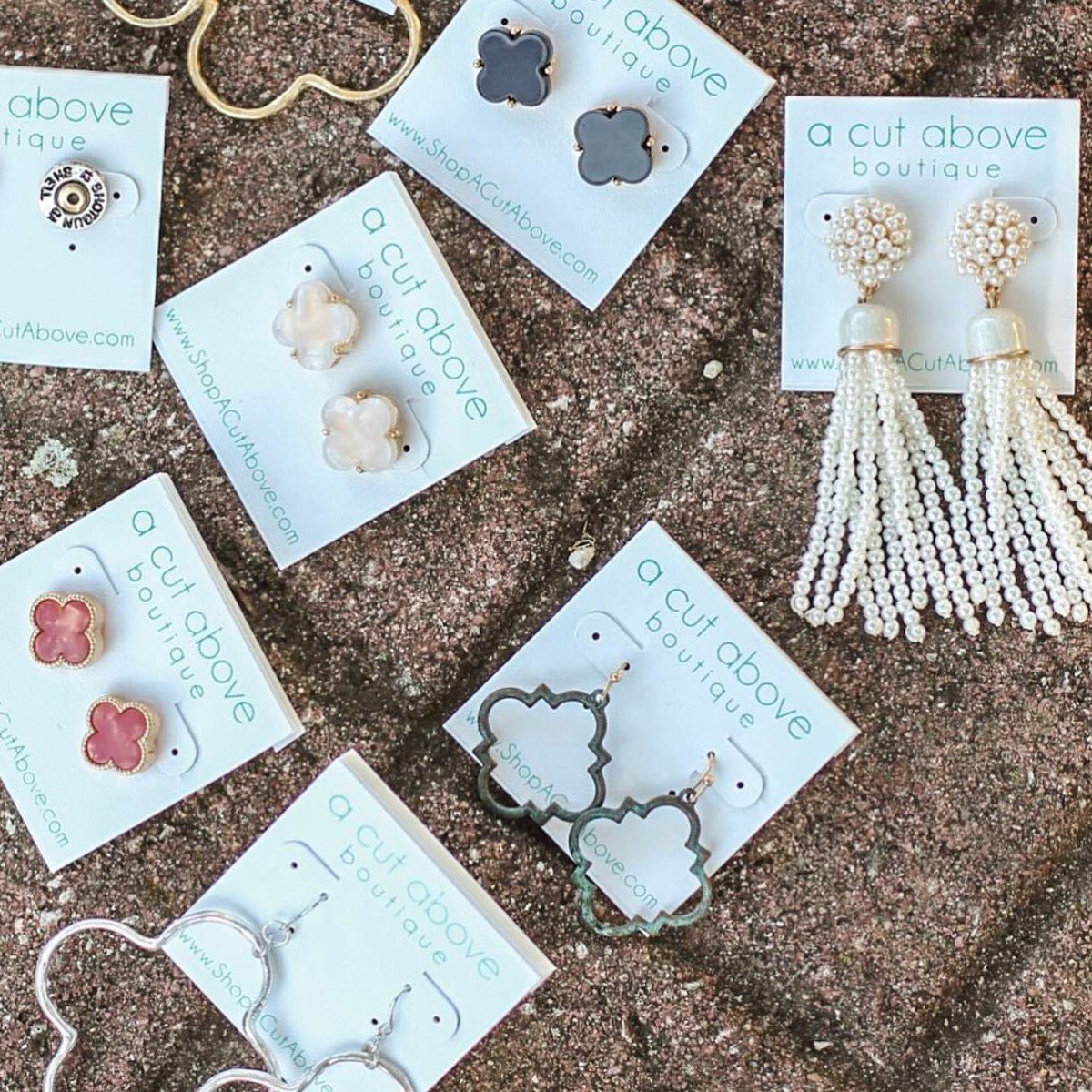 ShopACutAbove's tweet photo. Sassy earrings for days...😍 https://t.co/uZaN3Is2vO #onlineboutique #freeshipping #ocala #gainesville https://t.co/3NkKFZhUJ6