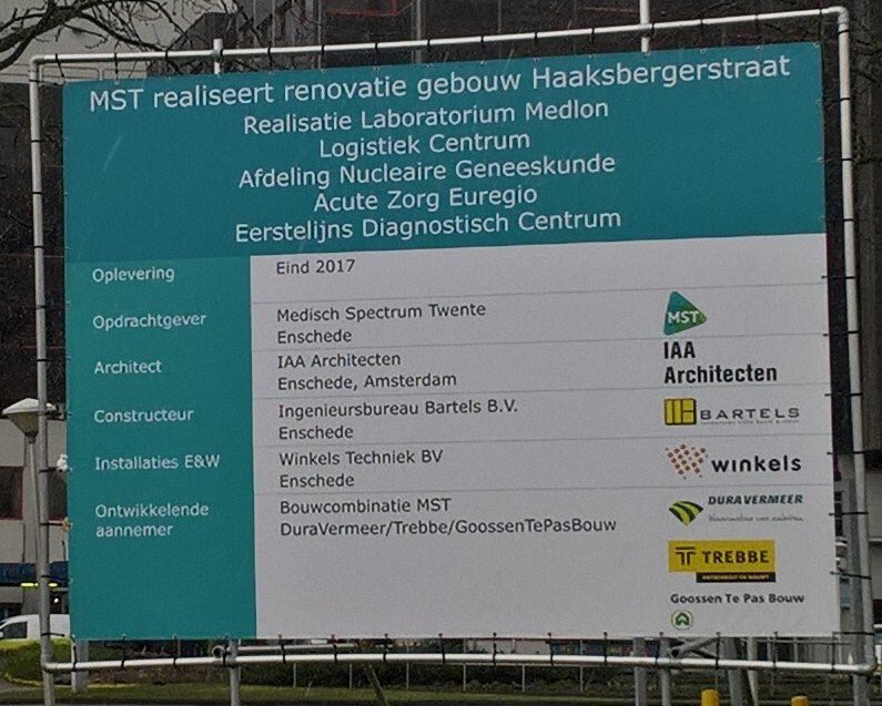 Vanmiddag contract ondertekend voor renovatie <a href="/ziekenhuisMST/">Medisch Spectrum Twente</a>    locatie Haaksbergerstraat! <a href="/DuraVermeer/">Dura Vermeer</a> <a href="/Trebbe1911/">Trebbe</a> <a href="/GoossenTePas/">Goossen Te Pas</a>