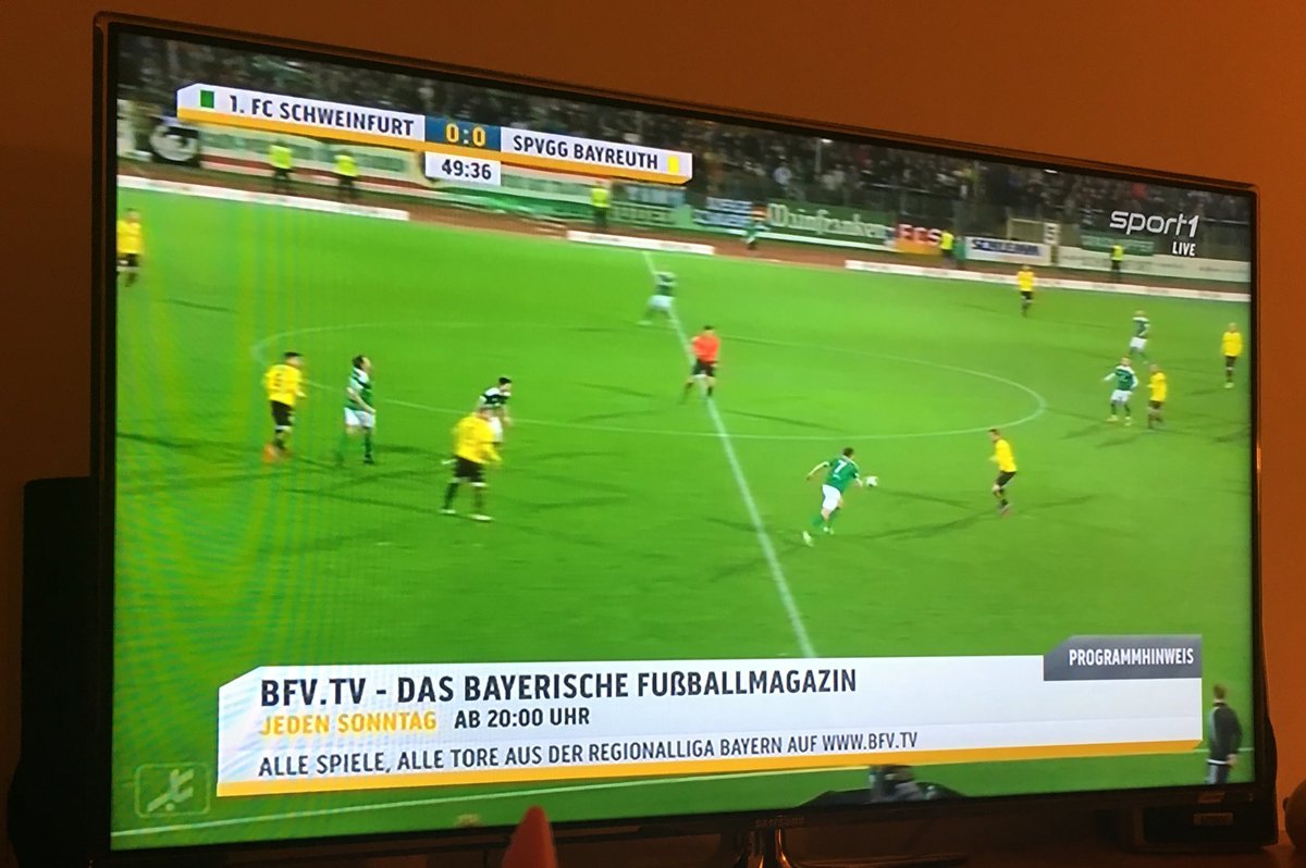 Muether_Thomas's tweet photo. Danke @SPORT1 für den Hinweis auf #BFVTV - Das Bayerische Fußballmagazin👍. Vollgas für die @RegLiga_Bayern ⚽️ @OrtivorOrt @neleschenker https://t.co/xcGb8KJfOT