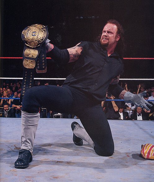 Gareth85x's tweet photo. @WWEMarkWCalaway #thankyoutaker https://t.co/wvfJldACTh