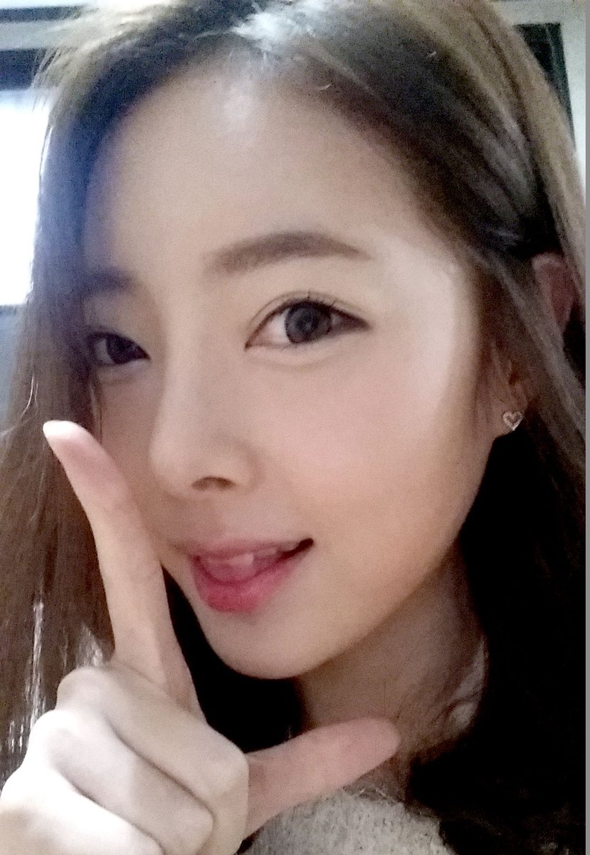 Grand_PS's tweet image. 그랜드성형외과 콧대코끝성형은 3d-ct를 통해 개인의 코모양을 정확하게 분석한 후 디자인하여 얼굴의 비율에 맞는 아름다운 코 라인을 완성할 수 있는 것은 물론, 미용적인 부분 뿐 아니라 기능적인 부분까지 개선될 수 있습니다. #그랜드성형외과 #코성형