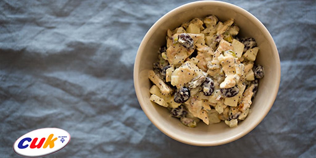 SadaGrupo's tweet photo. #Receta de #ensalada de #PolloCUK con cerezas secas y pistachos. ¡Súper apetecible! https://t.co/OOu5EaUjxq https://t.co/W1LC7s3drP