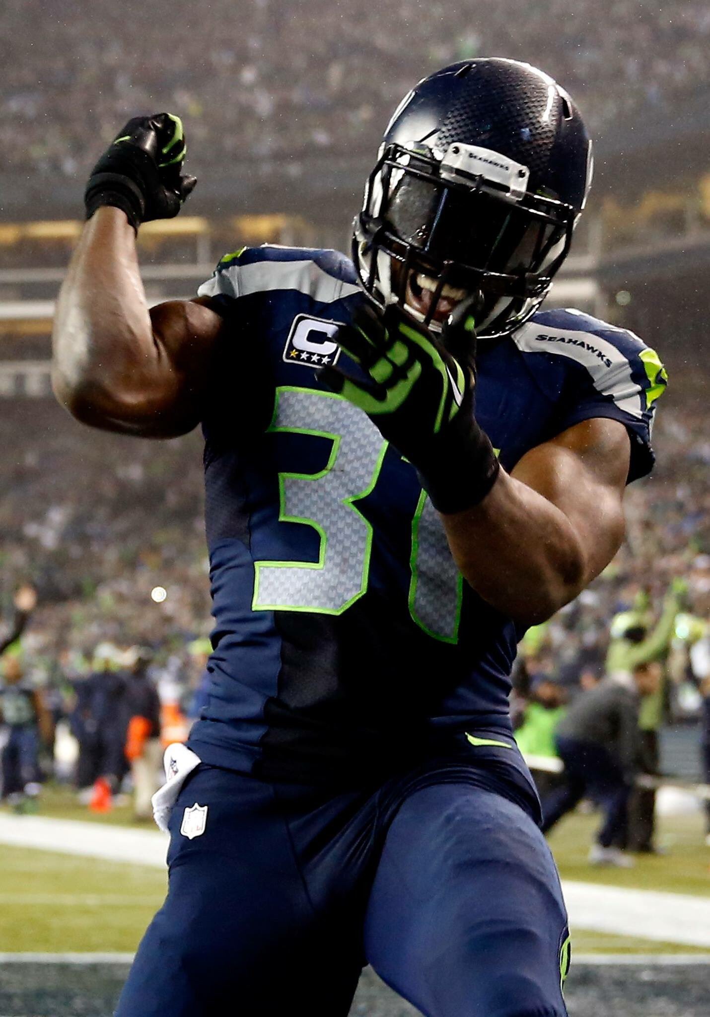 Happy birthday to the baddest strong safety in the NFL!  turns 29 today. 