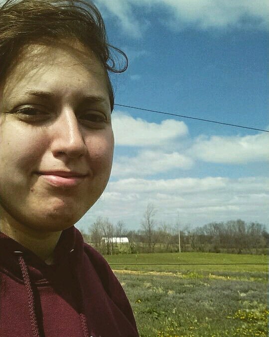 SIU_SAC's tweet photo. SAC member, Kristian Kilbride, volunteering out at SIU Farms for #TheBigEvent! #siu #siusac https://t.co/4DlVpROv0V