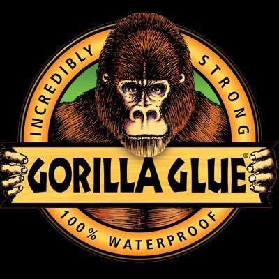herb_no's tweet photo. @cupsnemesis if your coming to @TheMasters tomorrow bring me some @GorillaGlue for my leaky kicks. I'm taking in lots of water. #hoofrot https://t.co/IoyFyK48FM