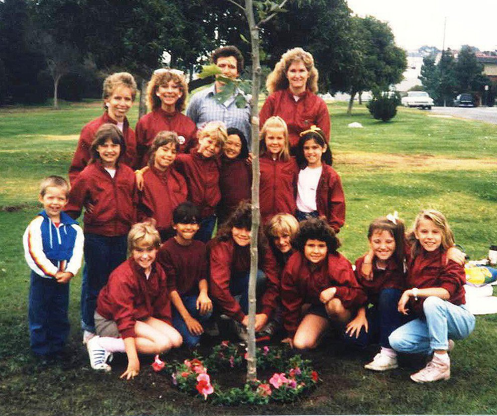 TreeMusketeers's tweet image. After 30 years of growing young leaders and trees, @TreeMusketeers is saying farewell. Thank you for all the support treemusketeers.org/2017/30-years-…