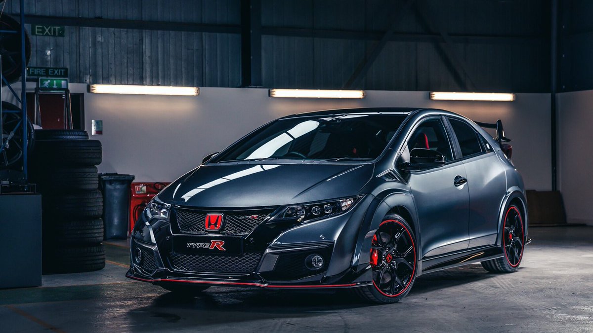 TypeR's tweet photo. Polished metal ... #TypeR https://t.co/2edsQOQegA