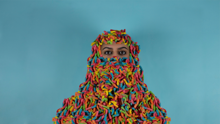 TEDTalks's tweet image. This artist uses candy to change how we think about burkas: t.ted.com/8ZiuT86
