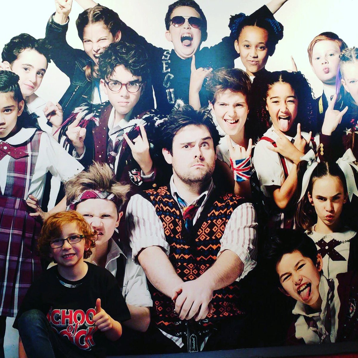 #imintheband <a href="/OfficialALW/">Andrew Lloyd Webber</a> <a href="/SchoolOfRockUK/">School of Rock</a> Marty loved it ! Excellent production with super talented kids ❤️