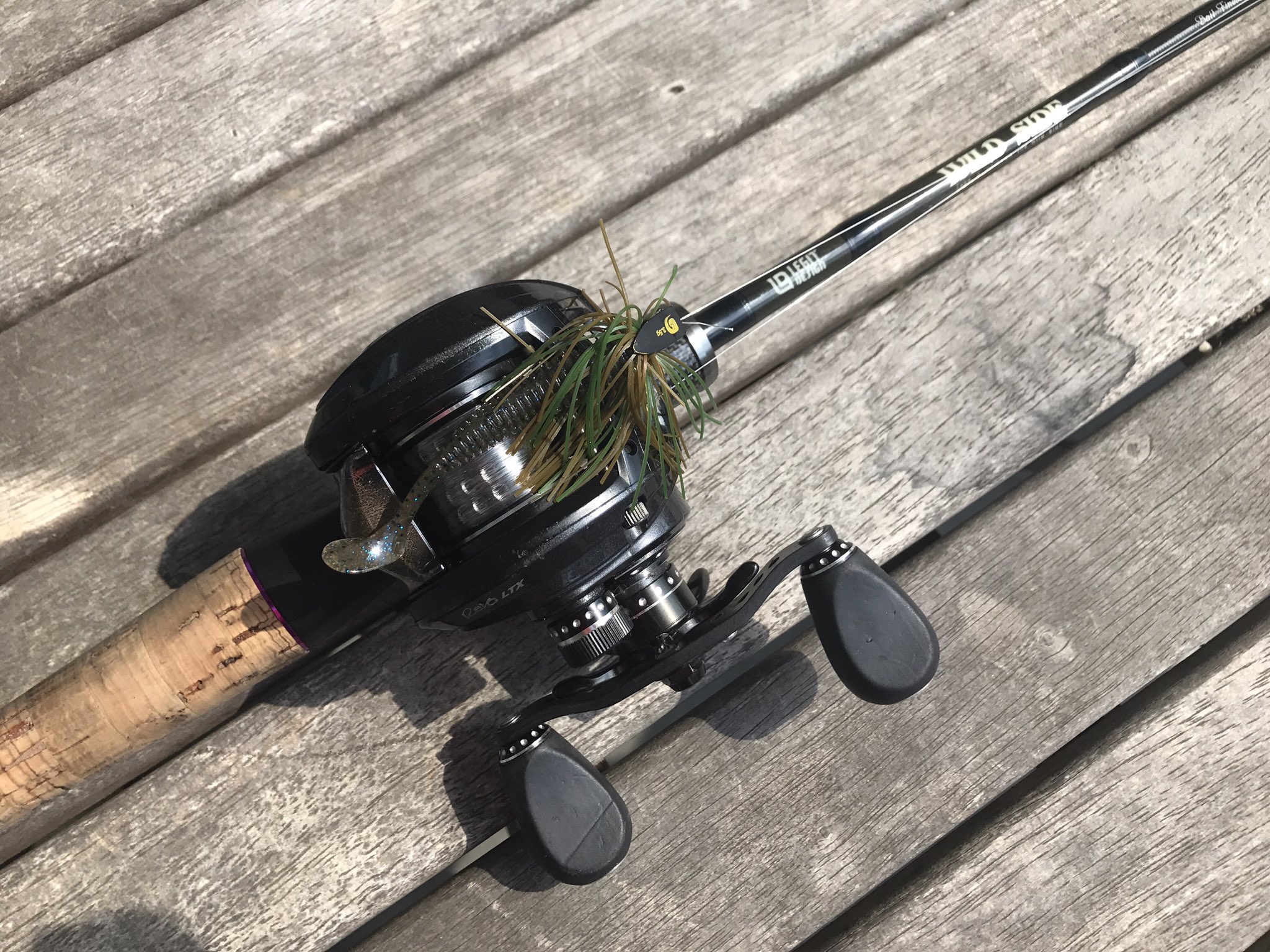 安永歩 アユサン 琵琶湖旅で大活躍したタックル 霞デザイン ノンスタックジグ3 5gにhpシャッドテール3 1 ロッドはレジットデザインwsc67l ベイトフィネスにレボltxとfcスナイパー10lb 霞ヶ浦でも出番の多いタックルですがビッグバスにも効く非常にミス 安永歩 アユサン 琵琶湖旅で大活躍したタックル 霞デザイン ノンスタックジグ3 5gにhpシャッドテール3 1 ロッドはレジットデザインwsc67l ベイトフィネスにレボltxとfcスナイパー10lb 霞ヶ浦でも出番の多いタックルですがビッグバスにも効く非常にミス