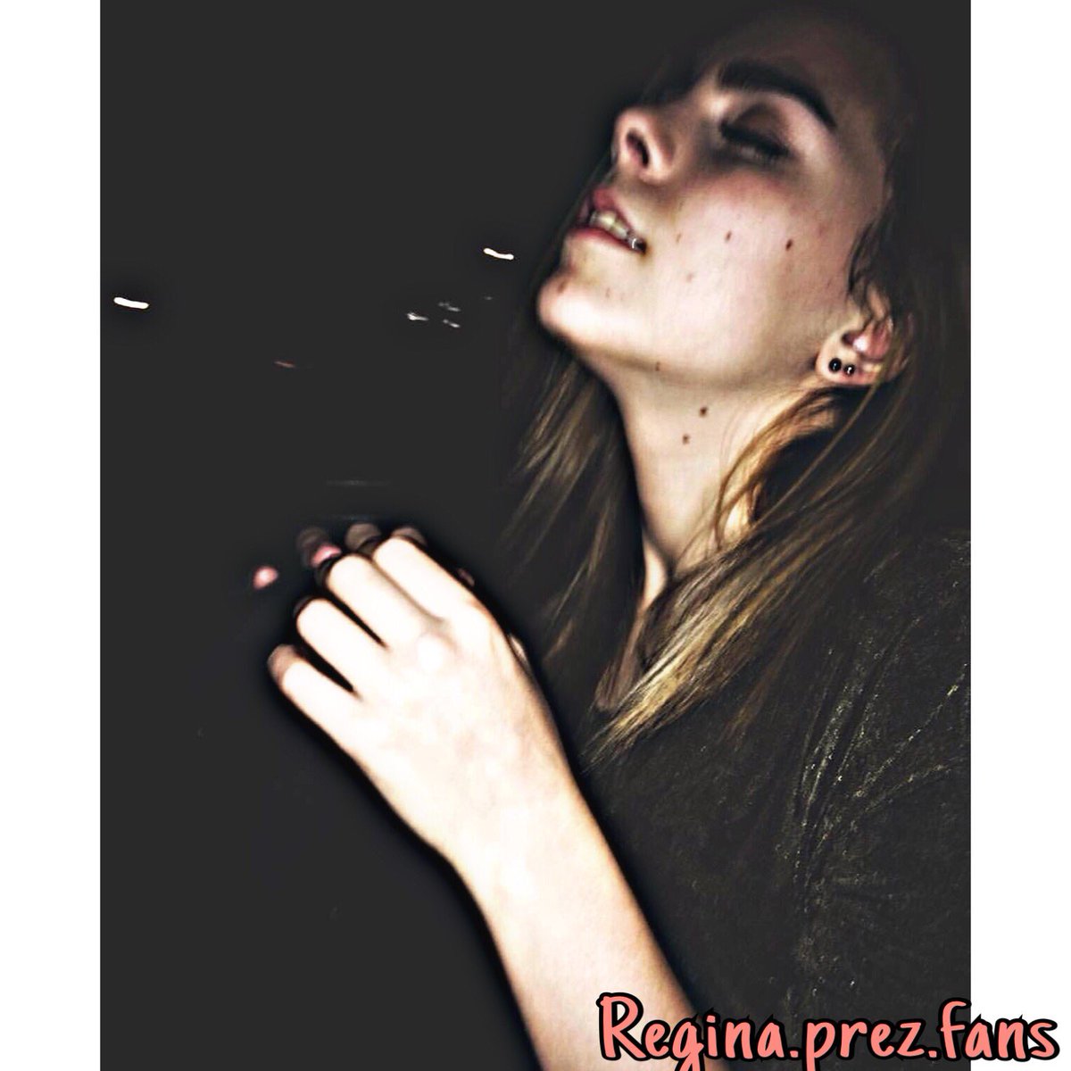Reginaprezfans2's tweet photo. Niña hermosa💕👌🏻😘 https://t.co/Ro4B5A6pBx