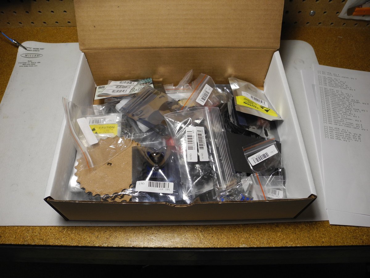 jefftranter's tweet image. New blog post about the @meinigma Enigma Machine kit.
jefftranter.blogspot.ca/2017/04/the-me…