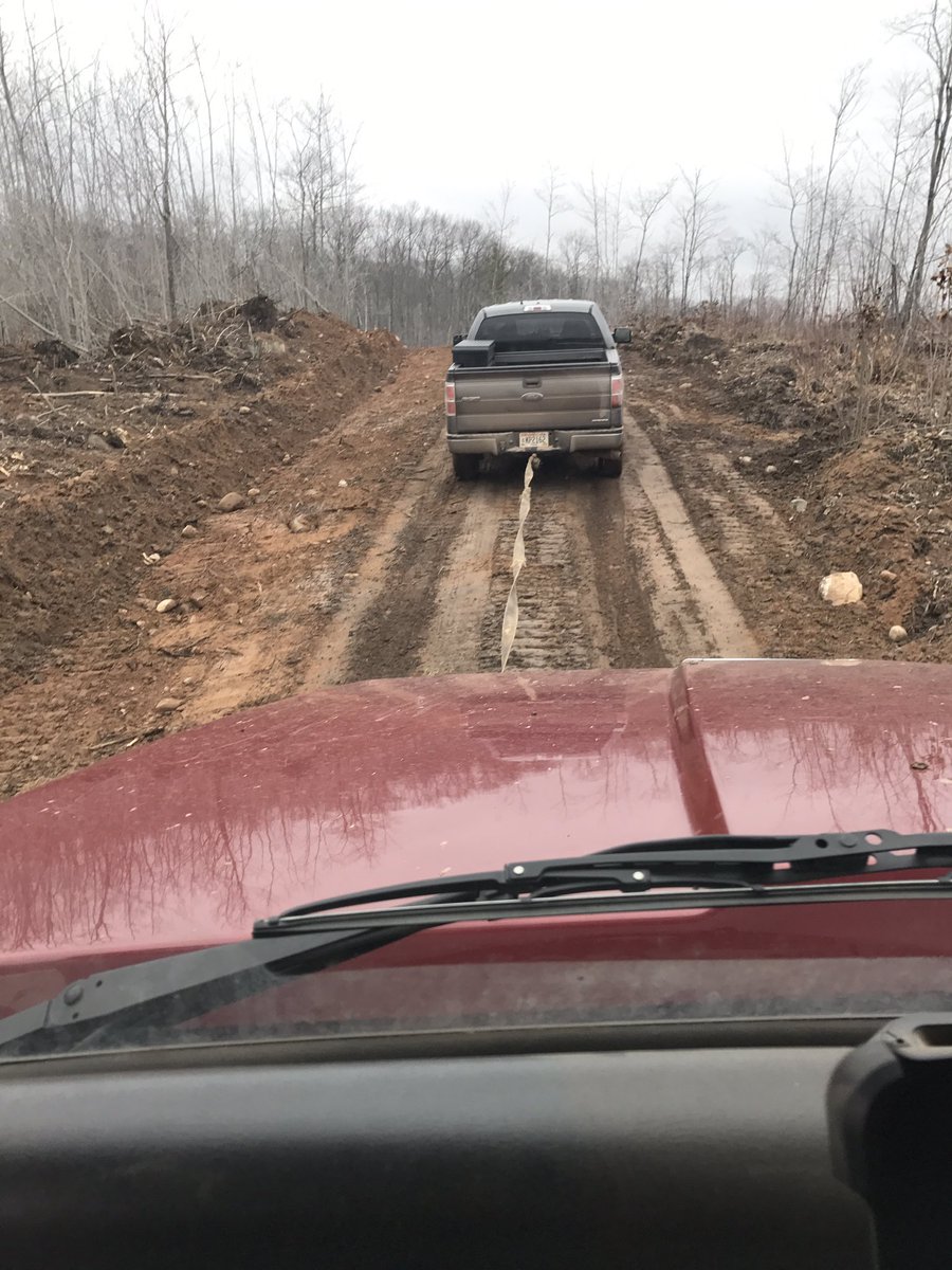TruckerS63's tweet photo. It was a sad sad day today, I had to be rescued by a Ford 😂 https://t.co/iYg8a8CytS