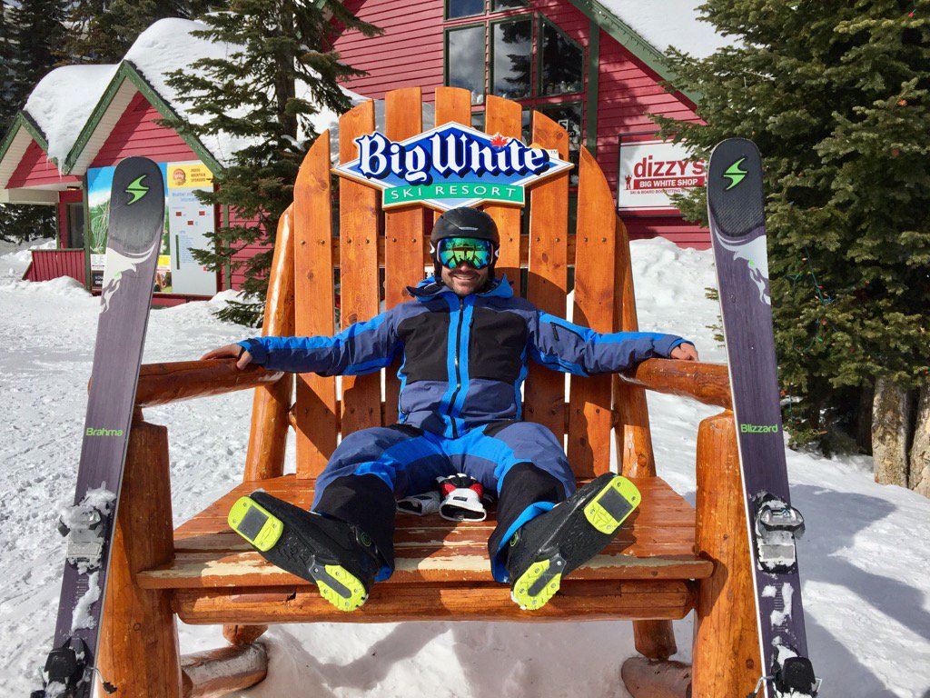 Gros bonheur! C'est encore l'hiver au BC <a href="/BigWhite/">Big White Ski Resort</a> et j'adore! 🇨🇦⛷☀️#Ski <a href="/PeakDix30/">PeakPerformanceDIX30</a> <a href="/Blizzardski/">Blizzard Ski</a> @VoyagesGendron