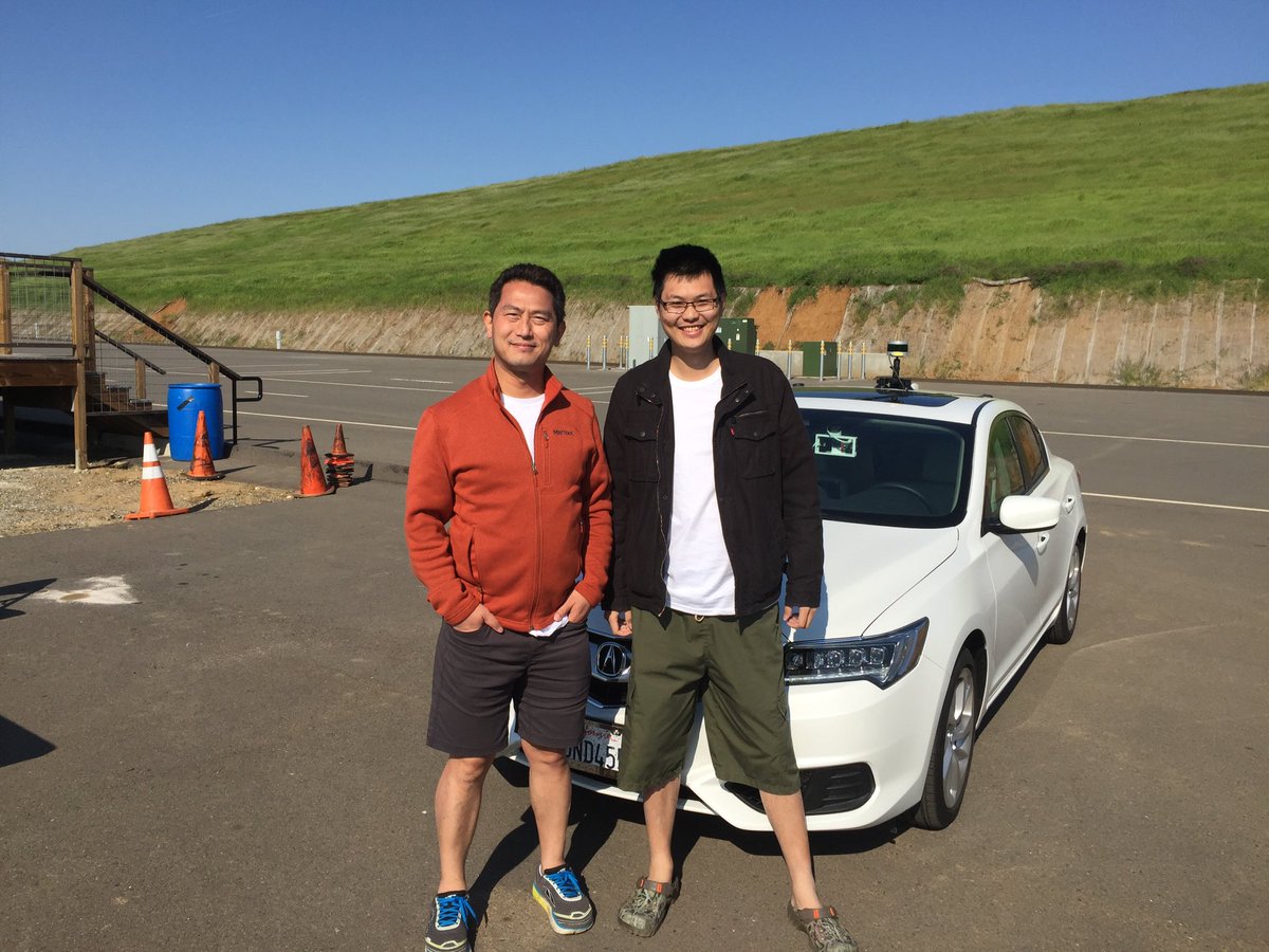 andrewraharho's tweet image. @KunfengChen #vectorai team