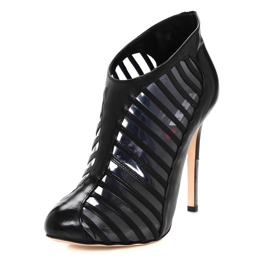 MaryKyri's tweet photo. ZOA Clear PVC and Strap Detailing 
https://t.co/UUO76GzpPU
#shoes,#fashion,#heels,#stilettos,#marykyri,#sale,#brandsexclusive https://t.co/NbYIzMNS7M