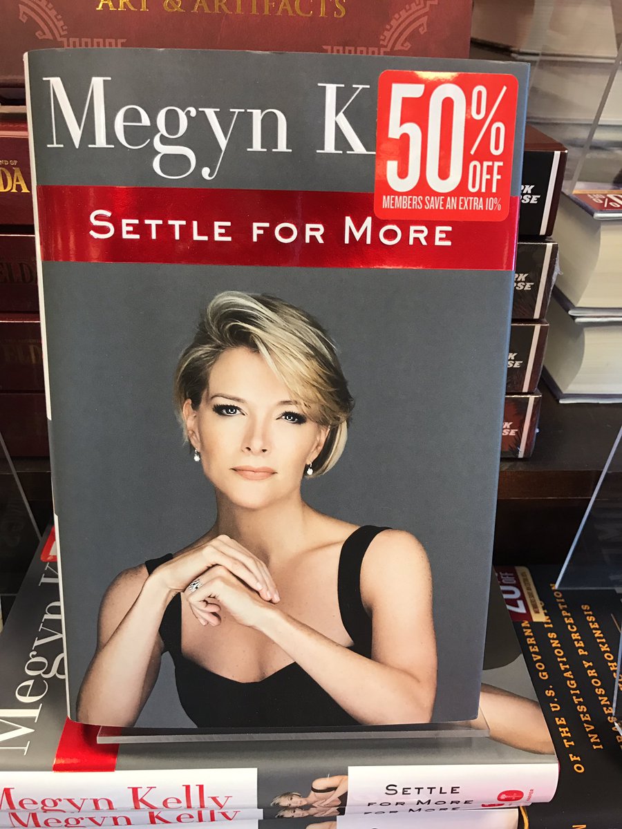 GuyToYourLeft's tweet image. What "settling for more" looks like. #BookFail