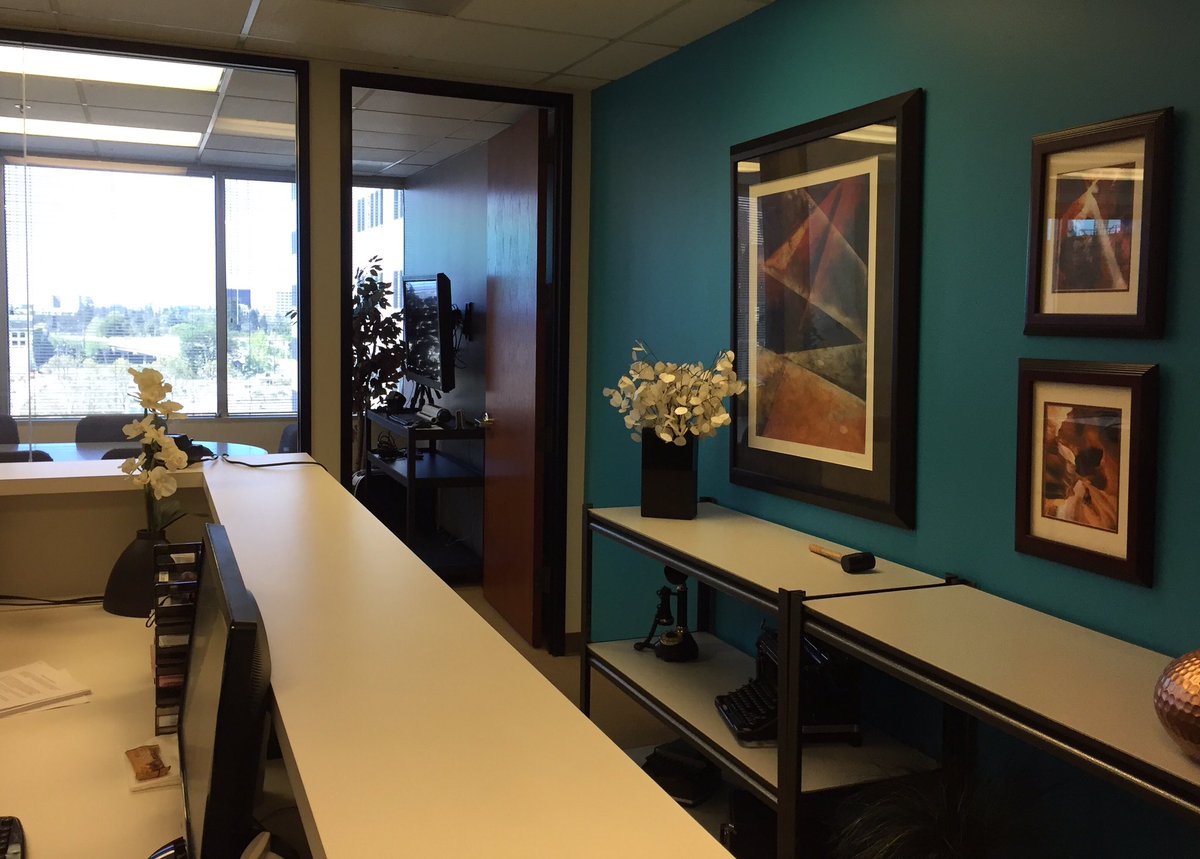 CRSReporters's tweet image. New office is shaping up!