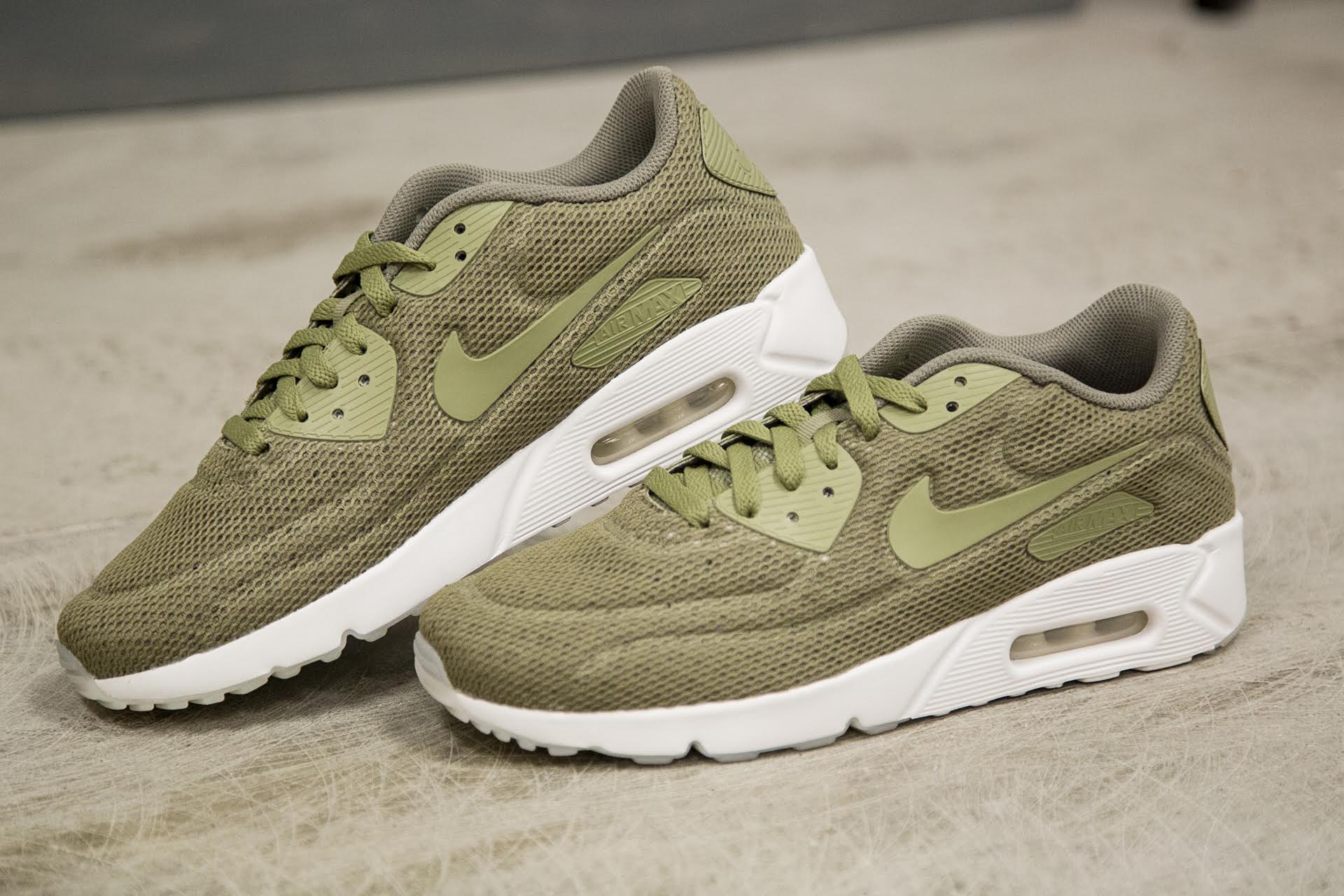 Green air max 90 ultra top