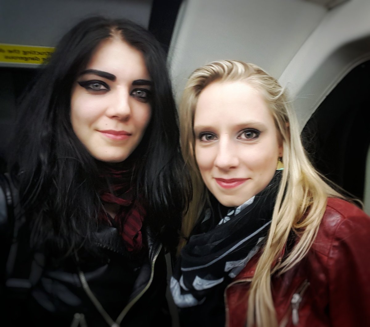 BeckyB_Bass's tweet photo. I love drummers!!
#dorja #drummer #bassist #annamylee #rhythmsection https://t.co/Fr5NiXp8tT