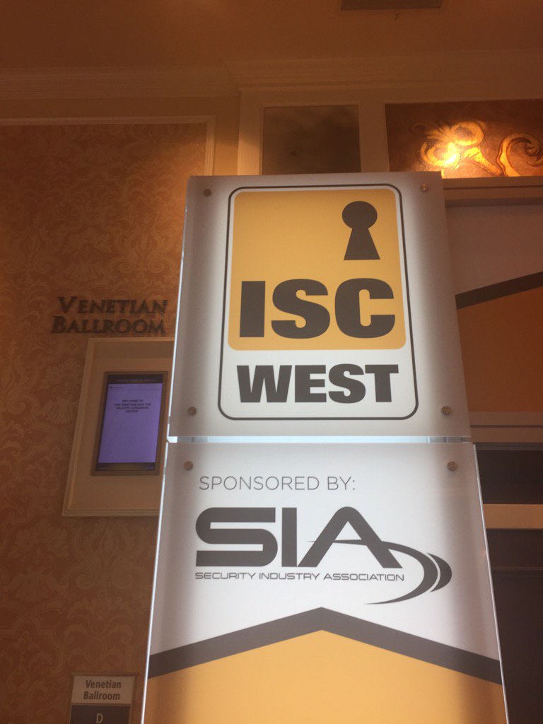 CharlieXIII's tweet photo. #ISCWEST2017 is on. Heres to another great show. #brivo https://t.co/Lz7TbkkxKu