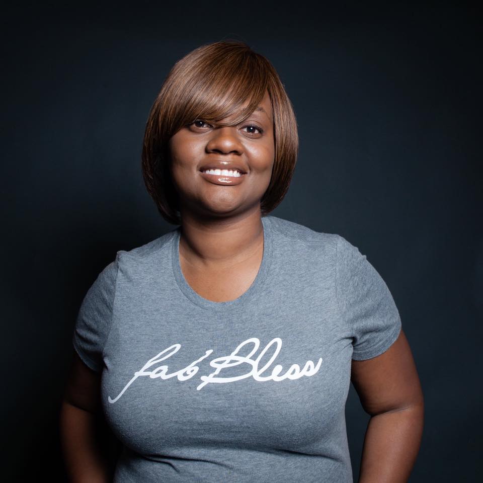 Threds2LiveBy's tweet photo. Get your shirt today...go to https://t.co/g8VHlOwL58 to order.  T-shirts come in Gray, Blue, Red and Black.  Starting at $25.  Sizes S-3XL. https://t.co/jc1MNwSHld
