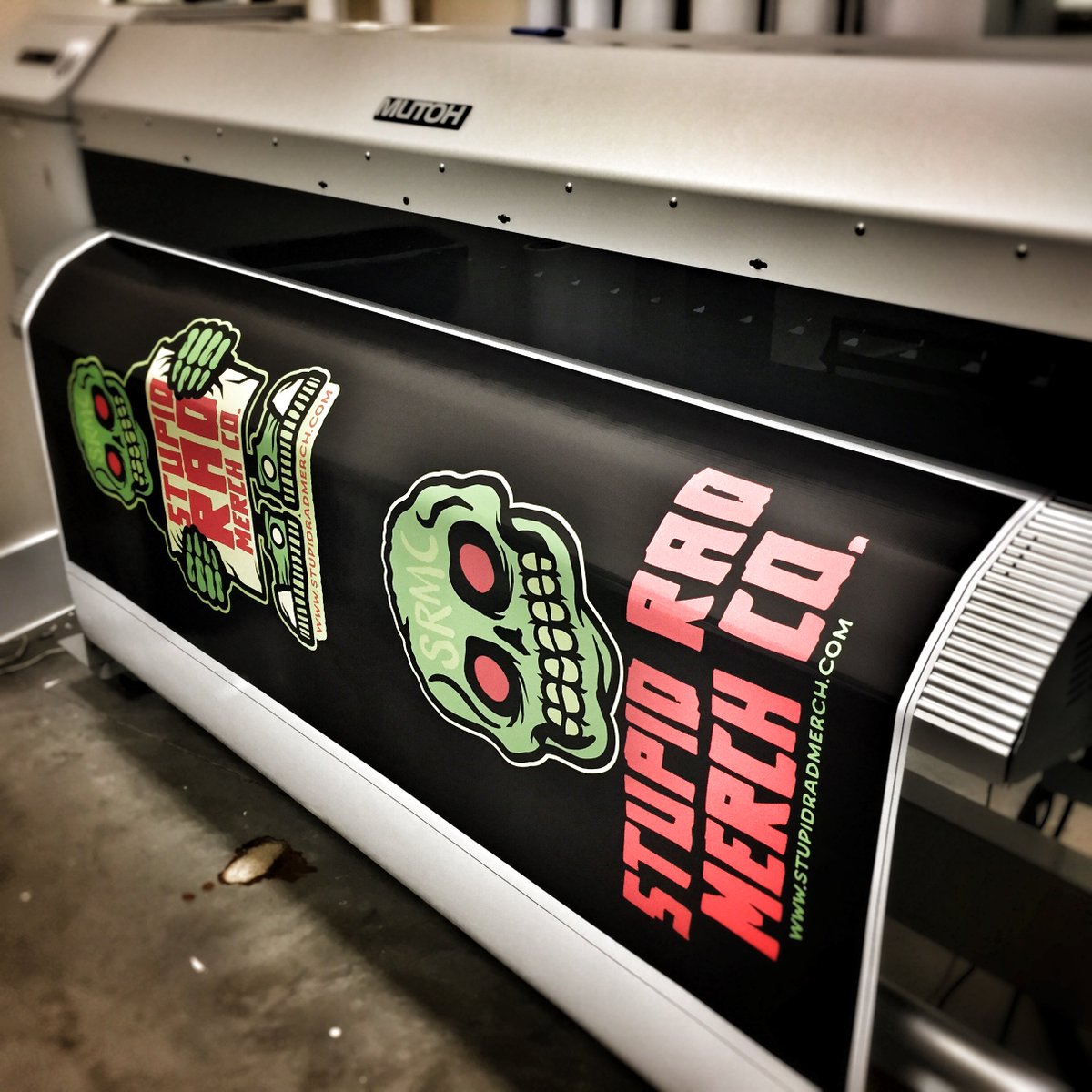 GMediaWraps's tweet photo. Love helping local. #StupidRadMerch banner finished printing just in time for weekend show. #supportLocal #shopLocal #stayLocal #vinylBanner https://t.co/Sb8o2BILWd