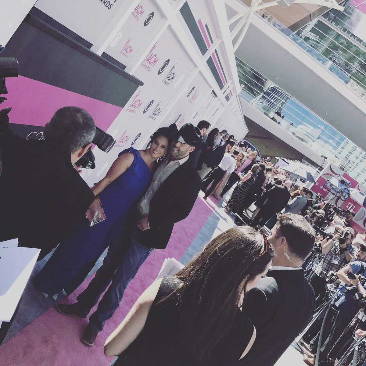 MrsAaronWatson's tweet image. Proud to have walked the ACM Awards red carpet alongside @aaron_watson, one of the only artists actually wearing a cowboy hat. ;) #acmawards