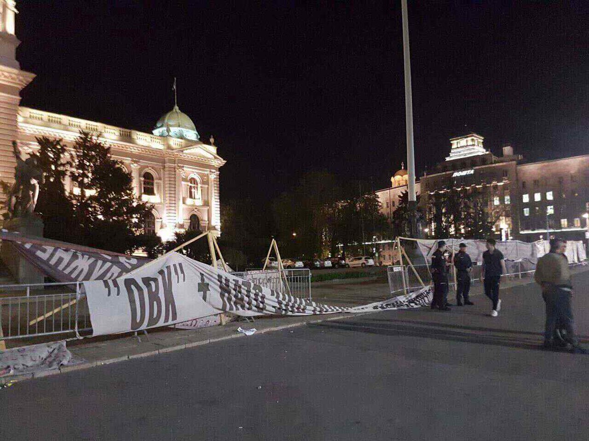 Протести због тога што на изборима није победио онај који би, такође, уклонио имена српских жртава?! Коме је и зашто ово сметало?