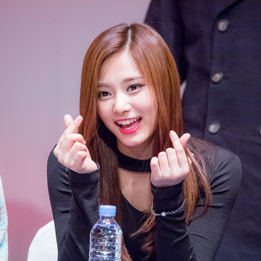 TWICE0614TT2001's tweet photo. タグやり直します！
ツウィのセンイルまでに614RT目指します😍💕💕
onceの力信じてます！
🚨⚡⚡スルー禁止！！

#ツウィのセンイルまでに614RT
#TWICE好きな人RT 
#ツウィ好きな人RT
#RTした人全員フォローする 
#つうぃつうぃ目がいくツウィ https://t.co/WMe37F0DJk