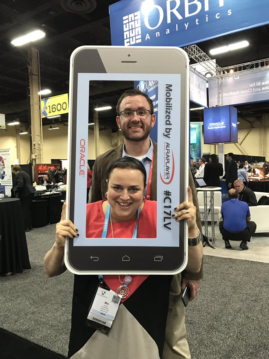 AuraPlayer's tweet photo. Making everyone go mobile !! Come get mobilized selfies with #auraplayer  #C17LV #mobile #ebs https://t.co/TebOfG6qy7