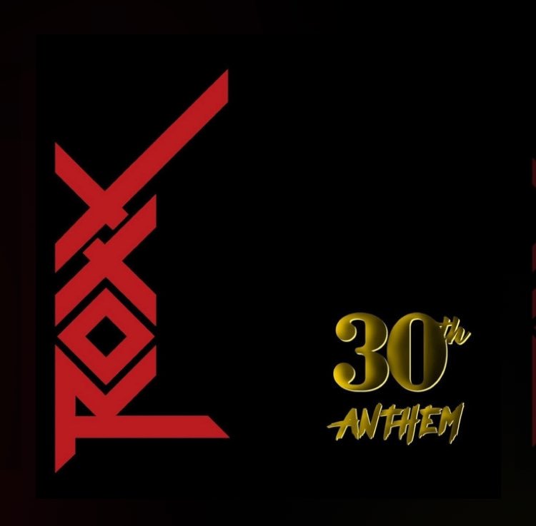 Lagi dengar album baru <a href="/Roxx_Official/">Roxx</a>