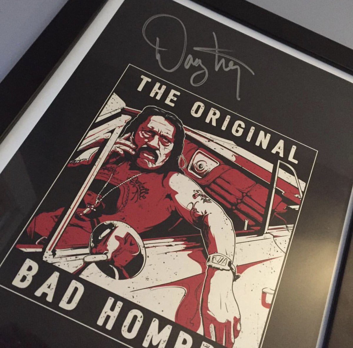 Orale! Looks like @JeffQuigley won one of my #BadHombre posters. Thanks for ordering amigo 💯💪🏾 https://t.co/2wMt8NcmMM